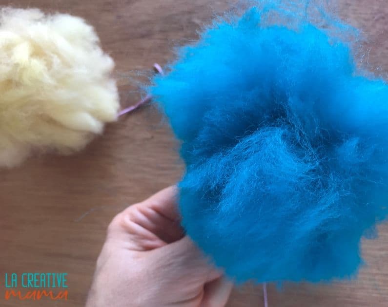 wool roving fluffy crafts tutorial 