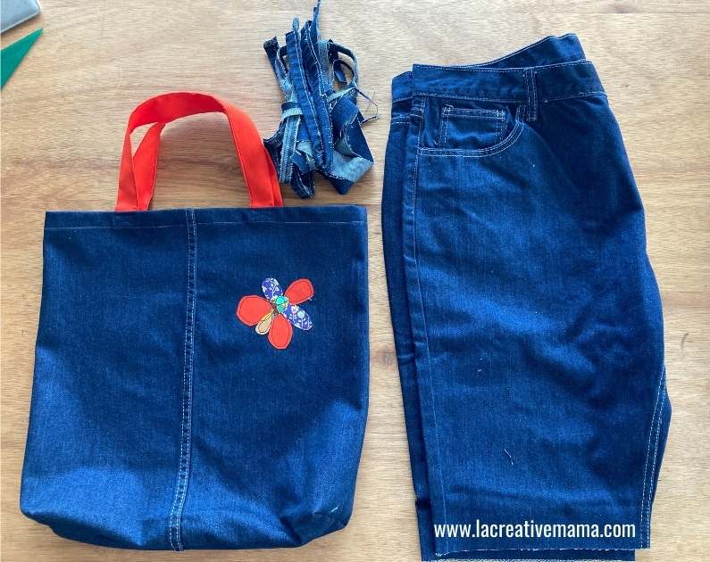 How to upcycle old jeans into a tote bag - La creative mama