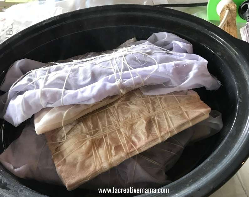 placing the eco print on a steamer 