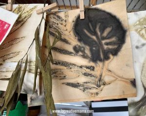 Eco printing with iron water tutorial - La creative mama