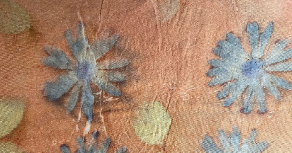 eco printing with color dye blanket